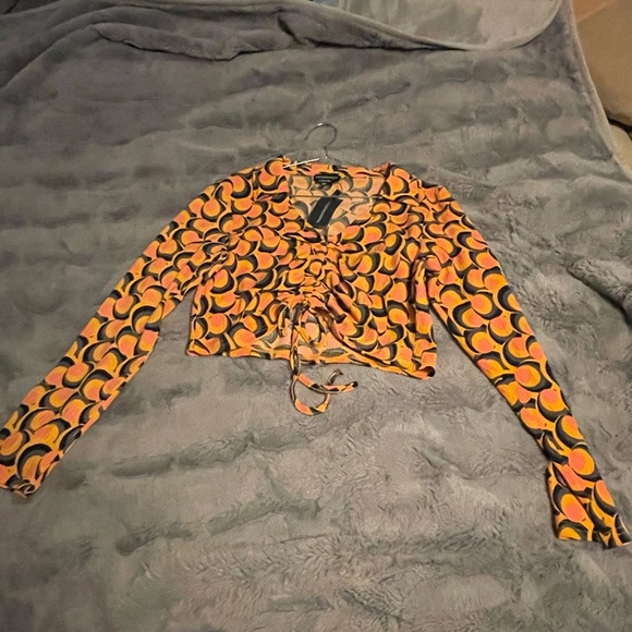 Wednesday's Girl Curve collar detail long sleeve crop top ruched front NWT Sz 18 - Picture 5 of 8